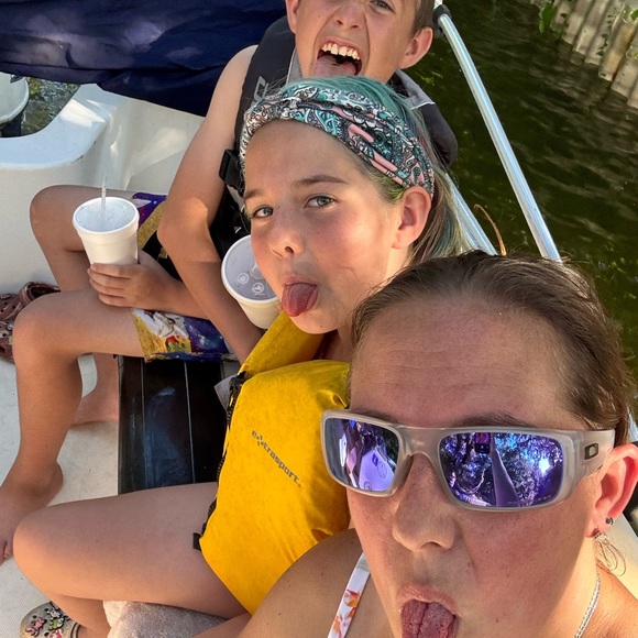 Meet your Posher, RaeAnn - Picture 5 of 7